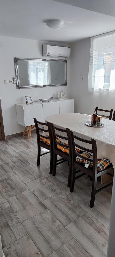 Apartman Leona Kaštela Extérieur photo
