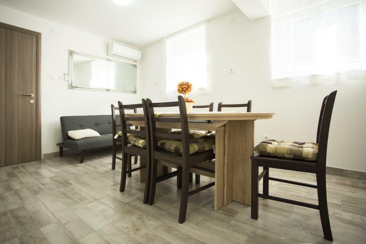 Apartman Leona Kaštela Extérieur photo